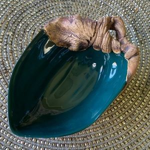Terrafirma dark green pottery squash nut bowl.❣️